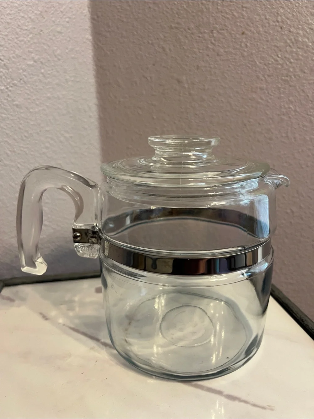 Pyrex Clear Glass Coffee/Tea Server with Lid & Stainless Silver Band LN